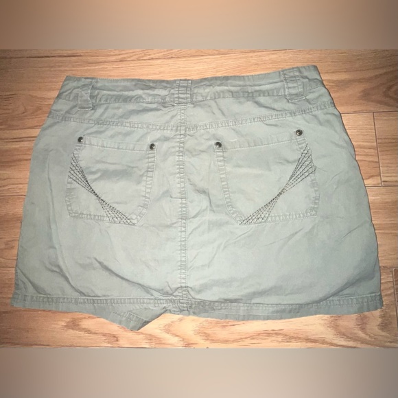 BUM EQUIPMENT mini skort - Picture 3 of 3